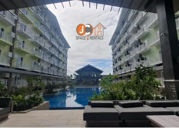 Amani Grand Residences By Jc Spacerentals Balcony Pool View, Ground Floor, 5mins From Airport, Free Wifi, Netflix アパート