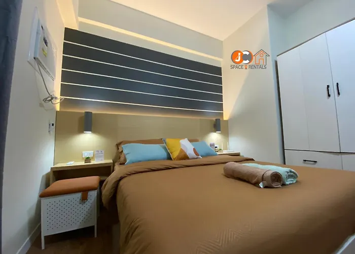 Amani Grand Residences By Jc Spacerentals Balcony Pool View, Ground Floor, 5mins From Airport, Free Wifi, Netflix アパート *